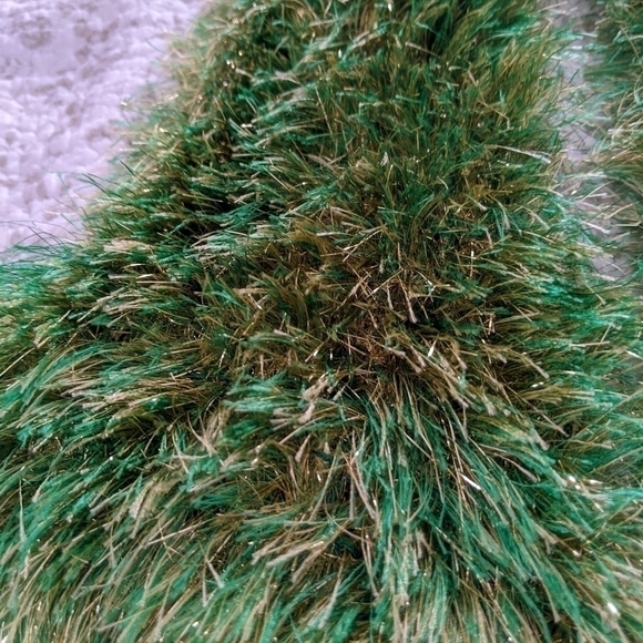 𝅺HANDMADE Scarf - Picture 3 of 3